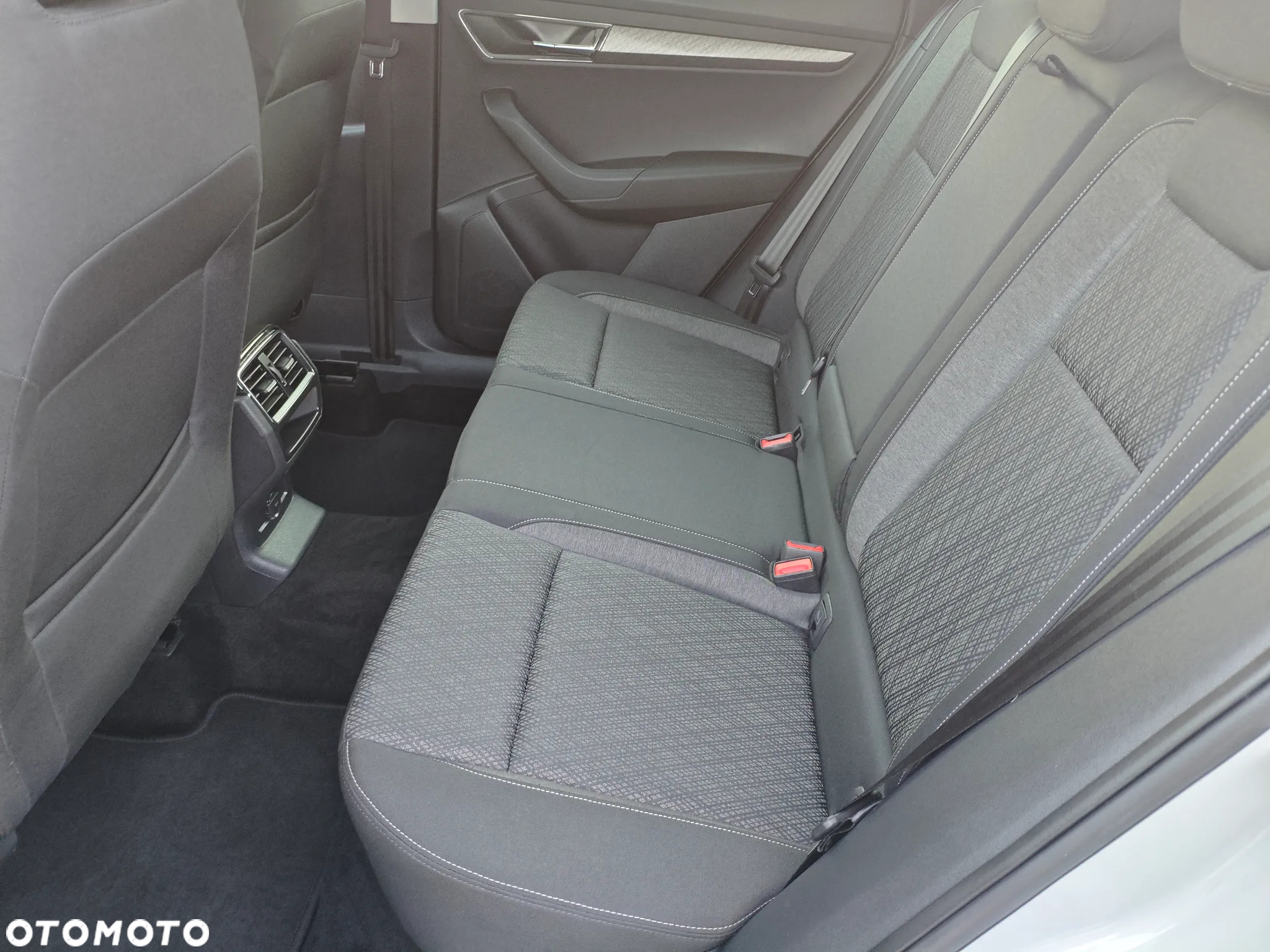 Skoda Karoq 2.0 TDI SCR 4x4 DSG Style - 8