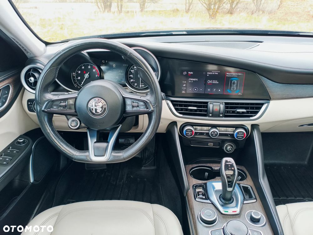 Alfa Romeo Giulia 2.0 Turbo TI Q4 - 20