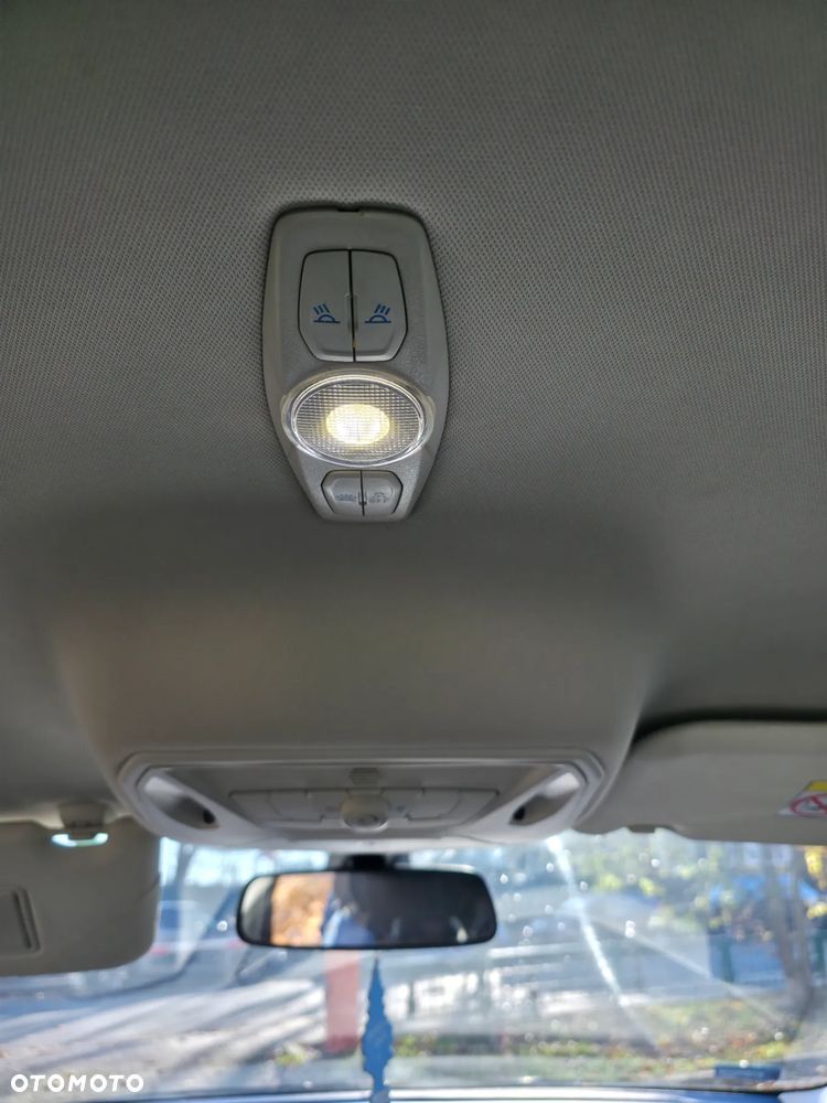 Ford Focus 1.6 EcoBoost Titanium - 10