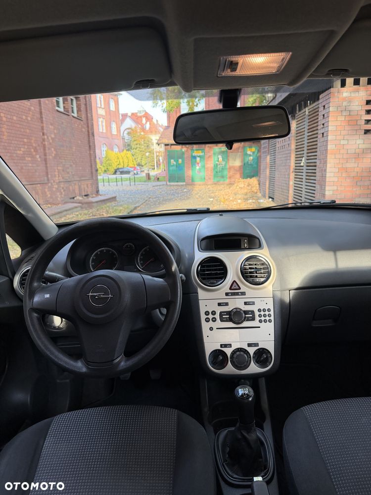 Opel Corsa - 12
