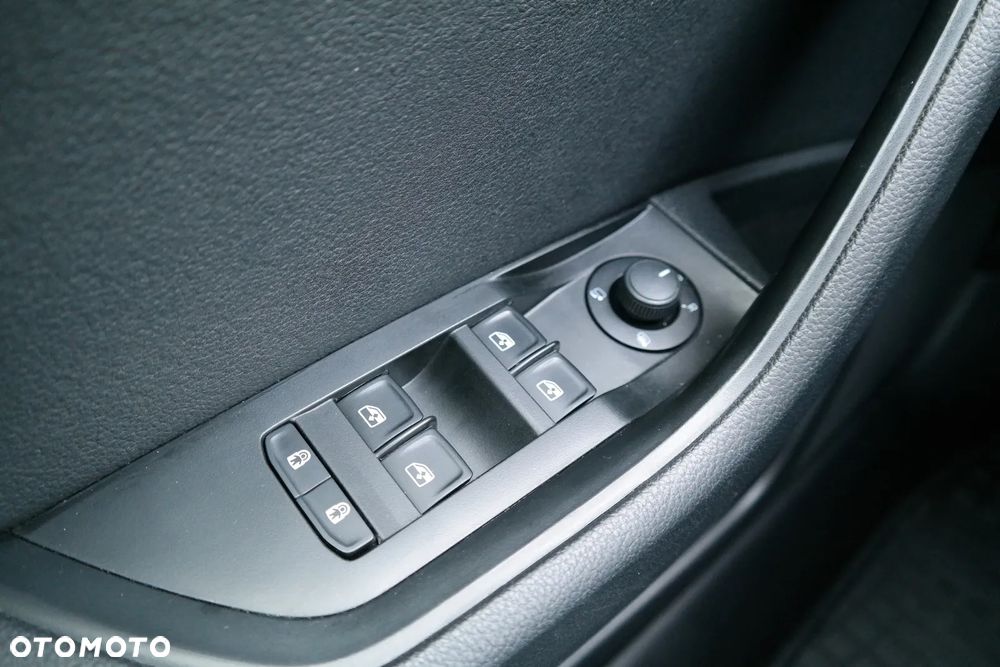 Skoda Superb 2.0 TSI Ambition DSG - 19