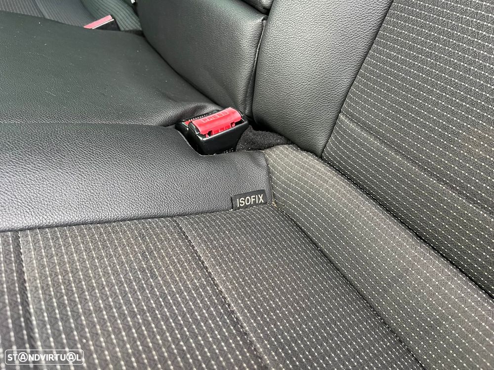 Renault Mégane Sport Tourer 1.6 dCi GT Line SS - 12