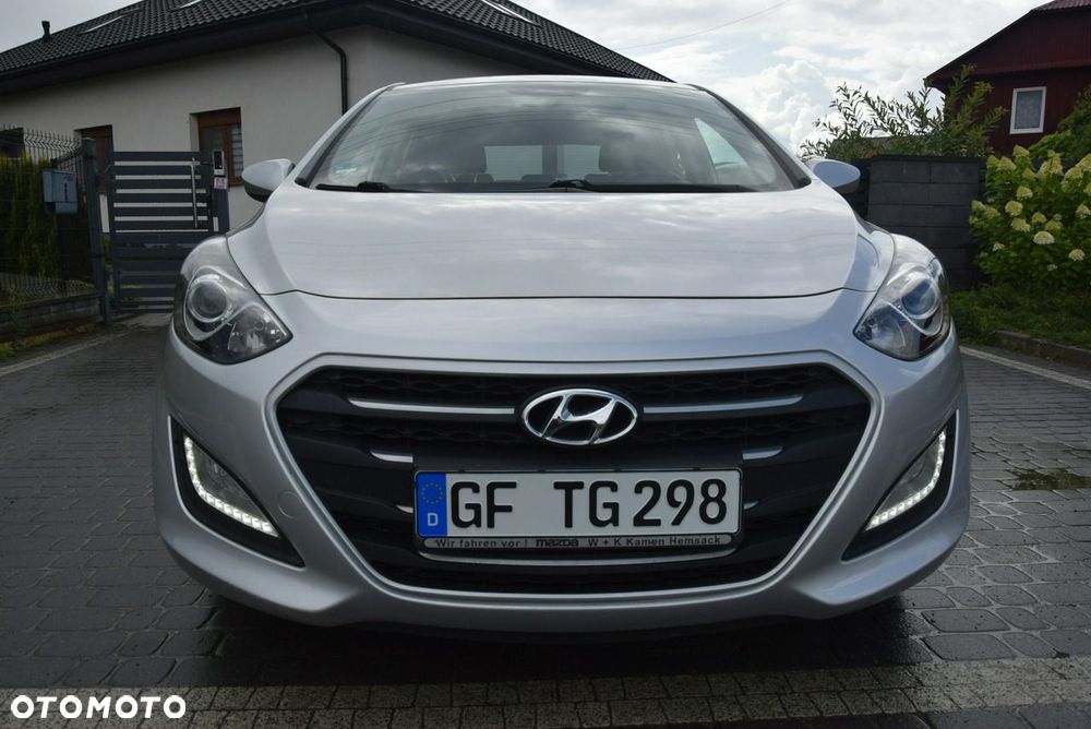 Hyundai i30 blue 1.6 GDI Trend - 5