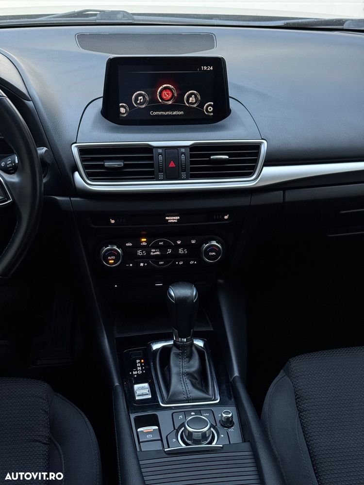 Mazda 3 - 18