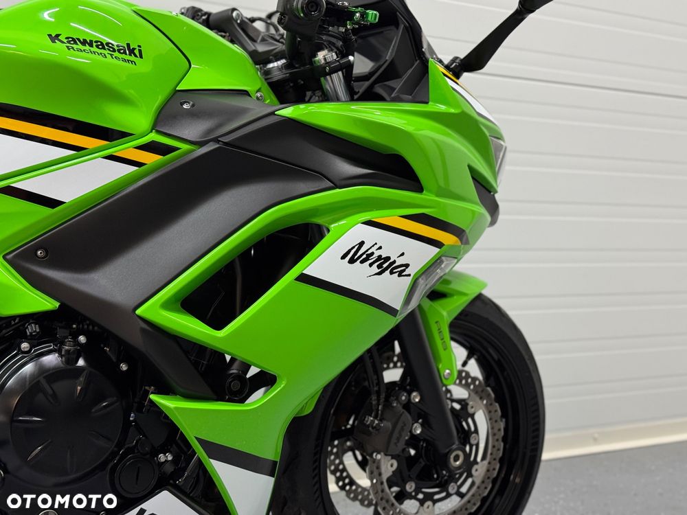 Kawasaki Ninja - 12