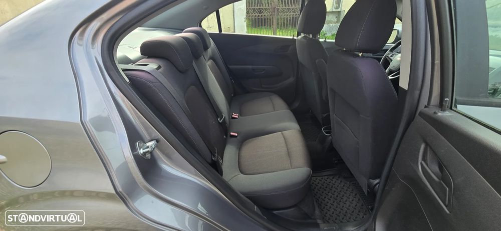 Chevrolet Aveo 1.3 VCDi LT - 13