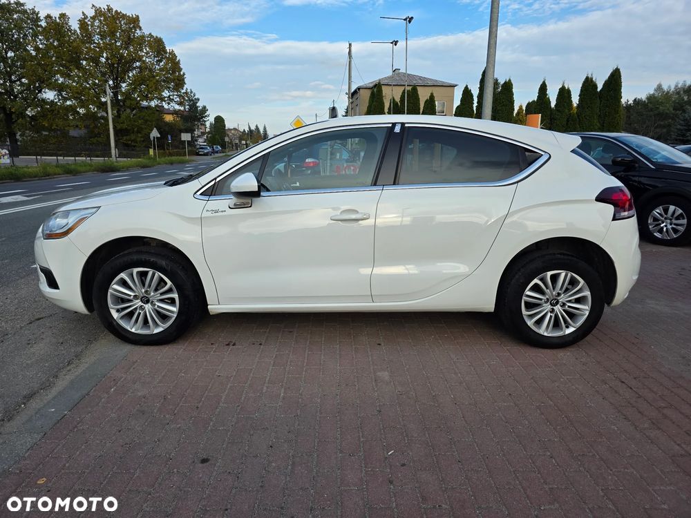 Citroën DS4 1.6 HDi SoChic - 7