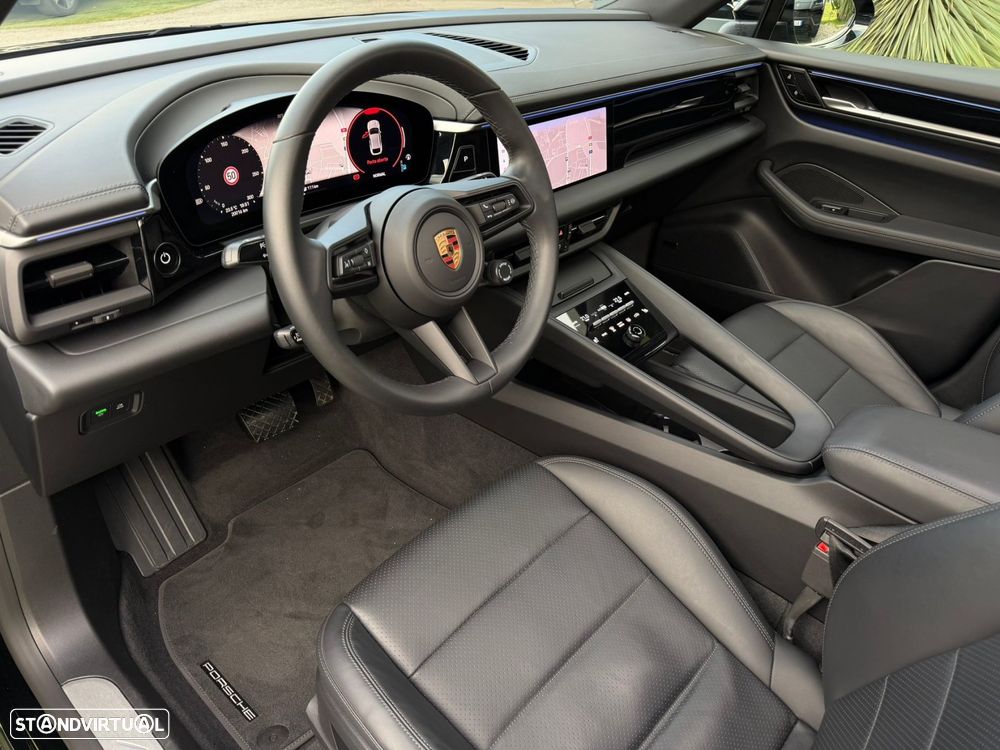 Porsche Macan Electric 4 - 3