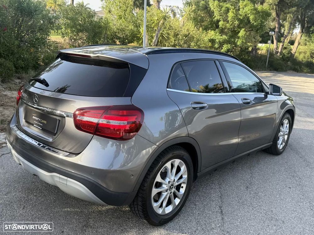 Mercedes-Benz GLA 180 d Urban Aut. - 9
