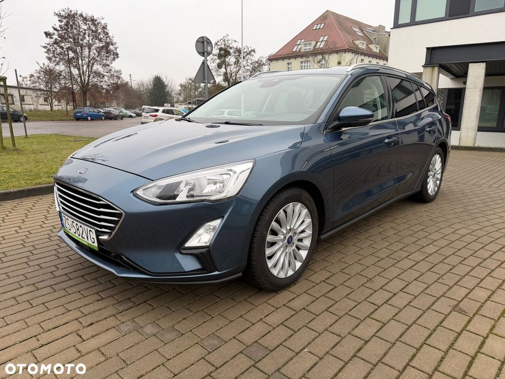 Ford Focus 1.0 EcoBoost STart-Stopp-System TITANIUM - 1