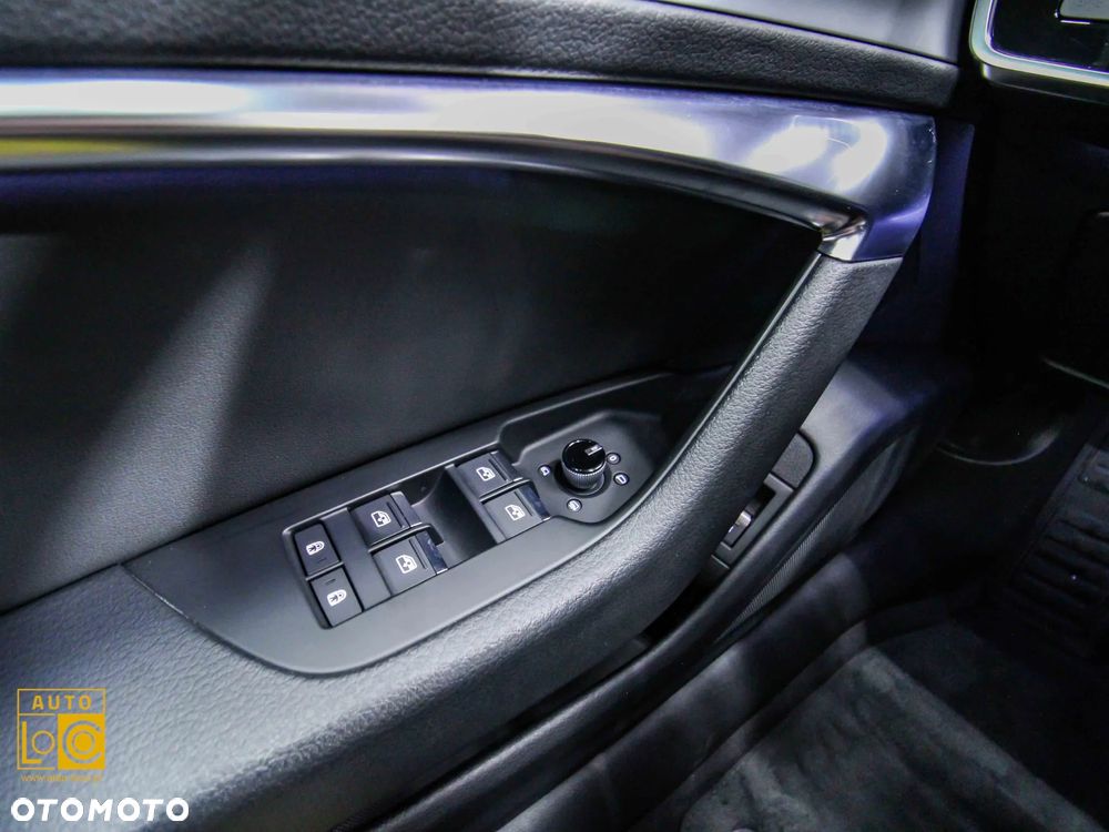 Audi A6 Avant 40 TDI S tronic sport - 32