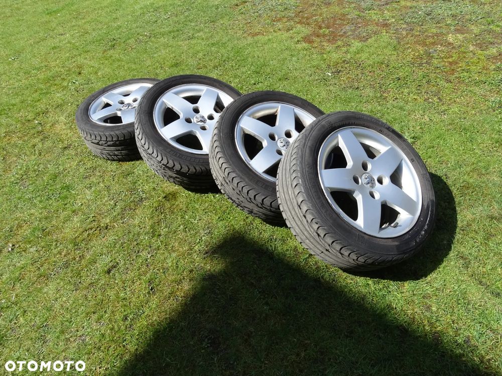 Peugeot 207 1.4 16V Sporty - 13