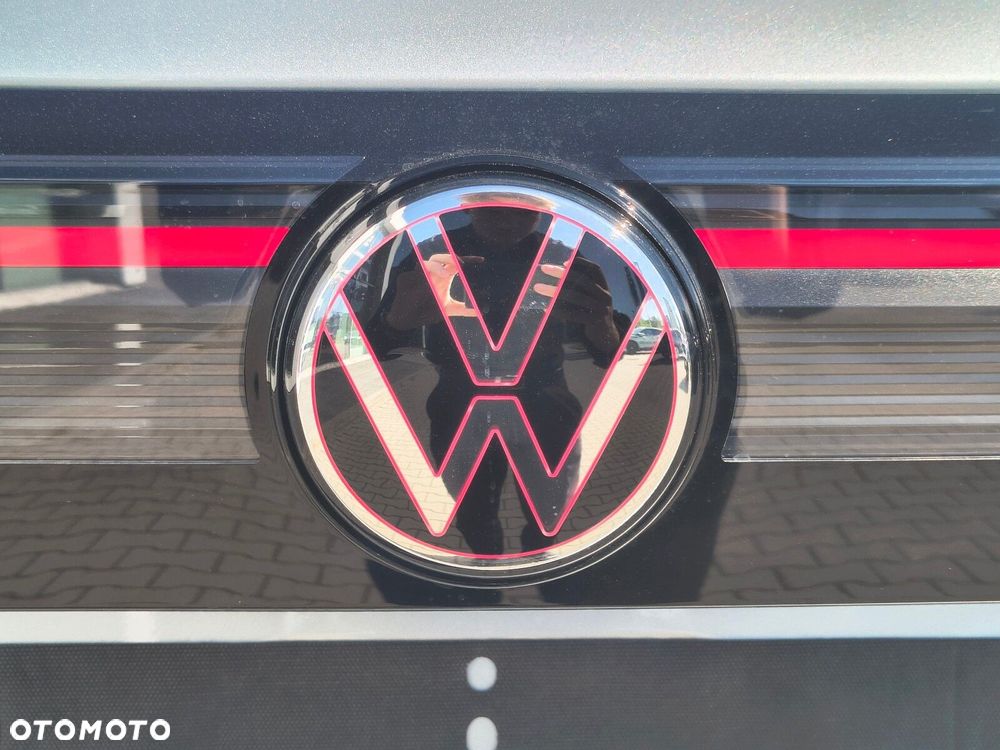 Volkswagen Tiguan - 11