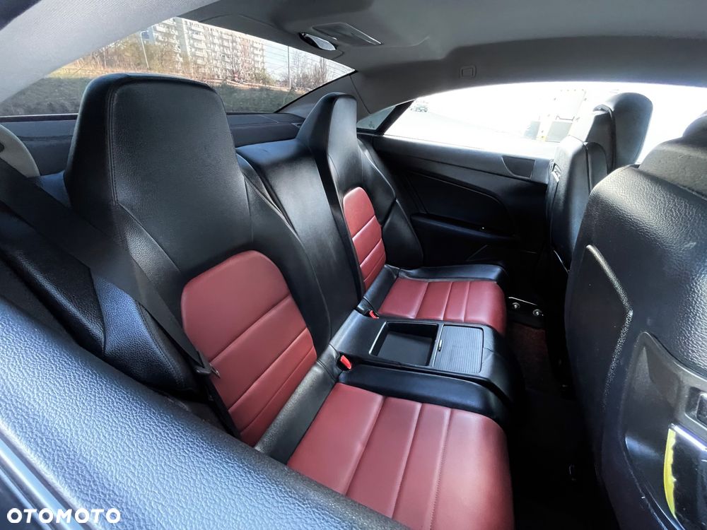 Mercedes-Benz Klasa E 250 CDI 7G-TRONIC - 16