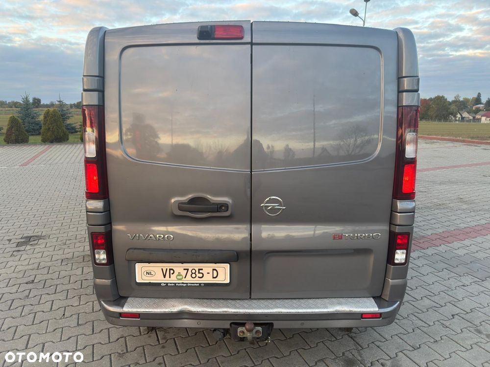 Opel Vivaro - 4