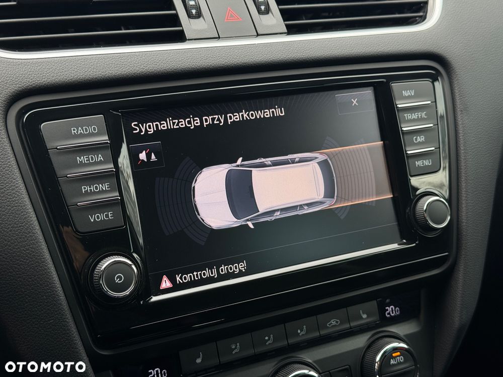Skoda Octavia 2.0 TDI DSG RS - 34