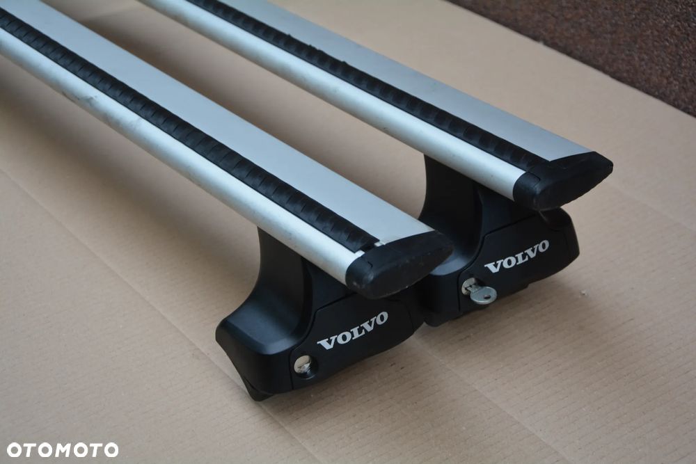 Thule Wingbar  belki 135 cm plus stopy 754 klucz - 1