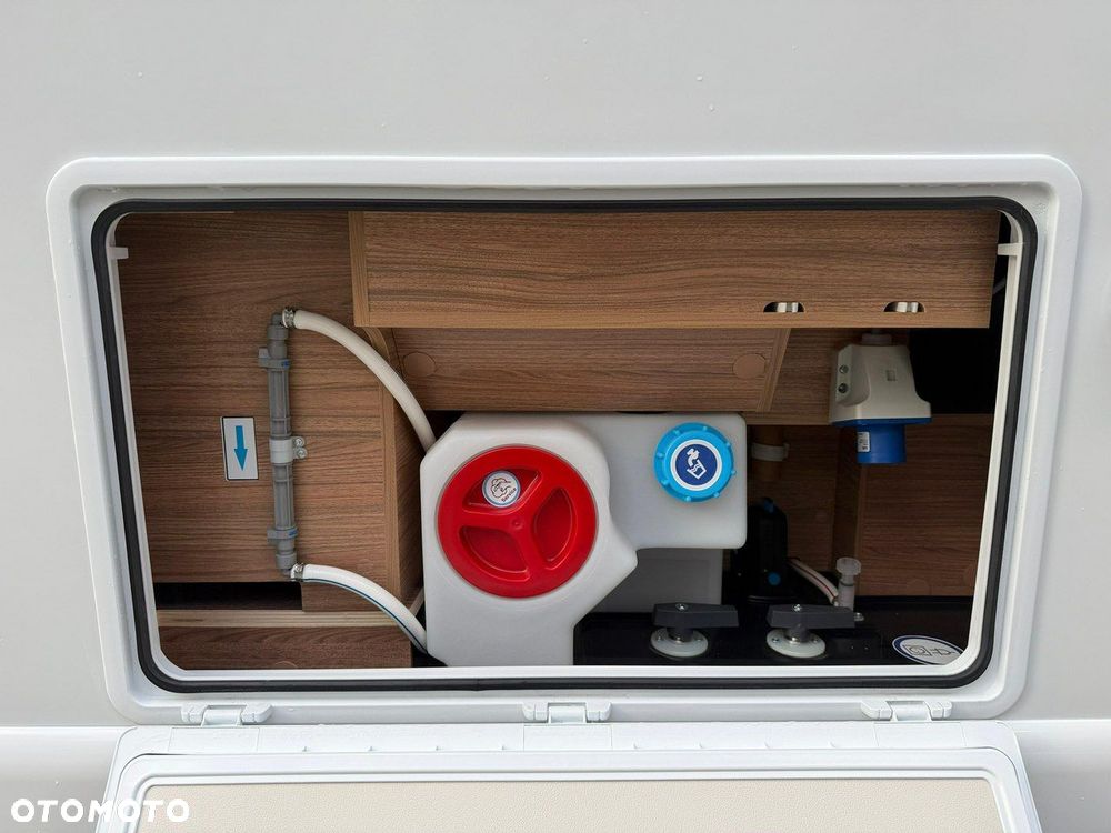 Weinsberg CaraCompact Suite MB 640 MEG - 8