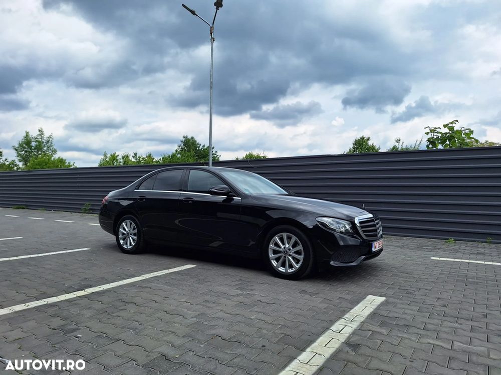 Mercedes-Benz E 220 d 9G-TRONIC - 3