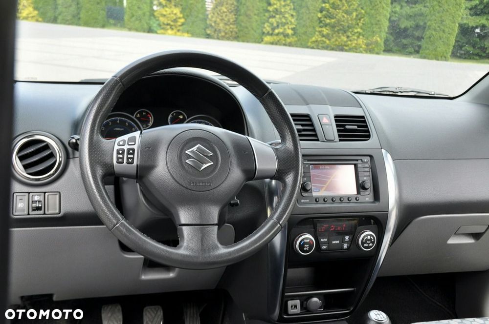 Suzuki SX4 - 30
