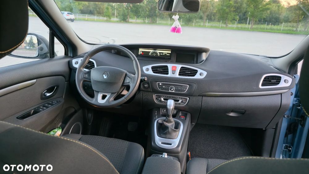 Renault Scenic 2.0 16V 140 CVT Luxe - 6
