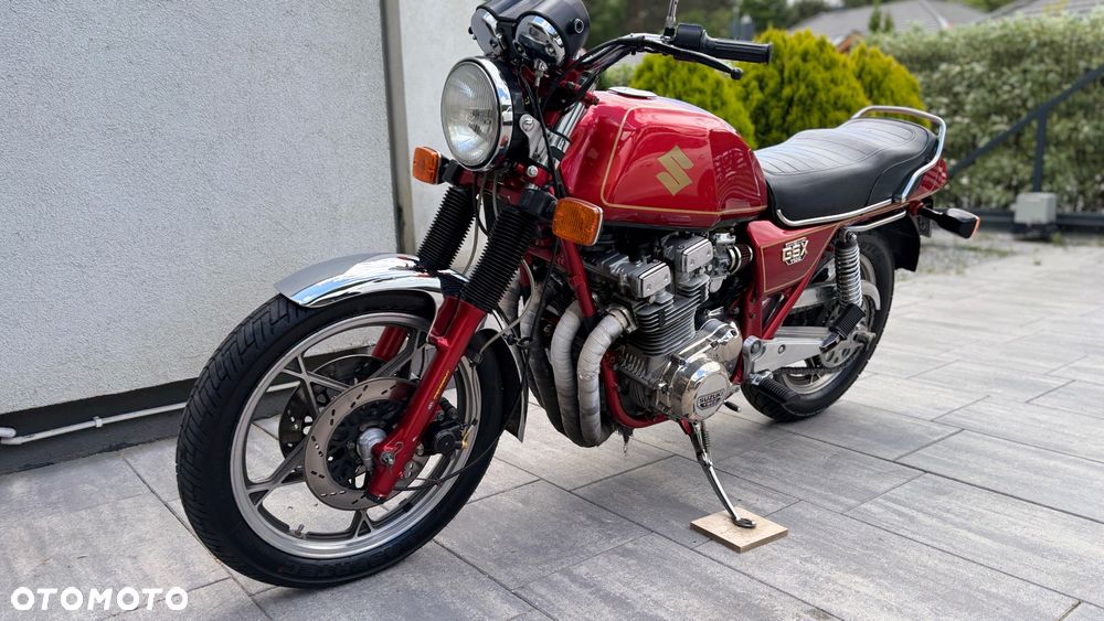 Suzuki GSX - 1