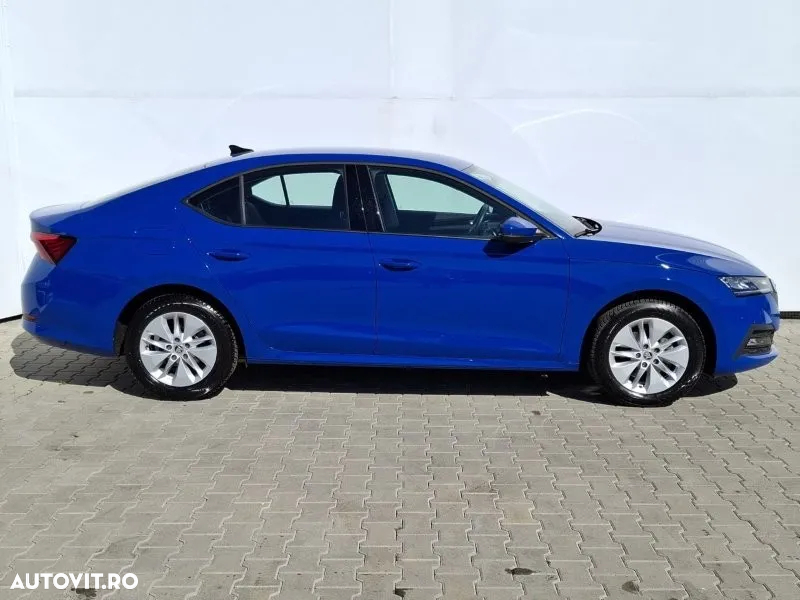 Skoda Octavia 2.0 TDI DSG Ambition - 3