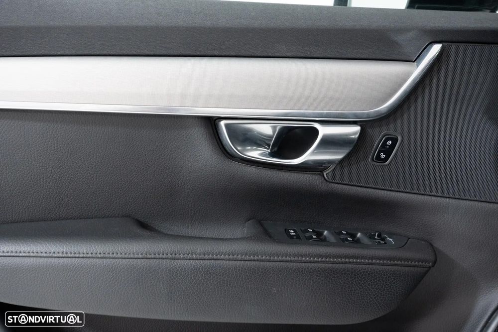 Volvo V90 2.0 T6 PHEV Inscription Expression AWD - 30
