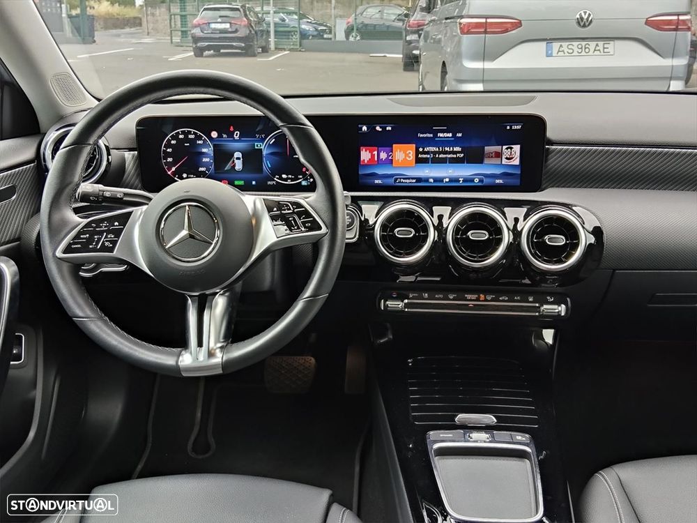 Mercedes-Benz A 250 e Progressive - 8