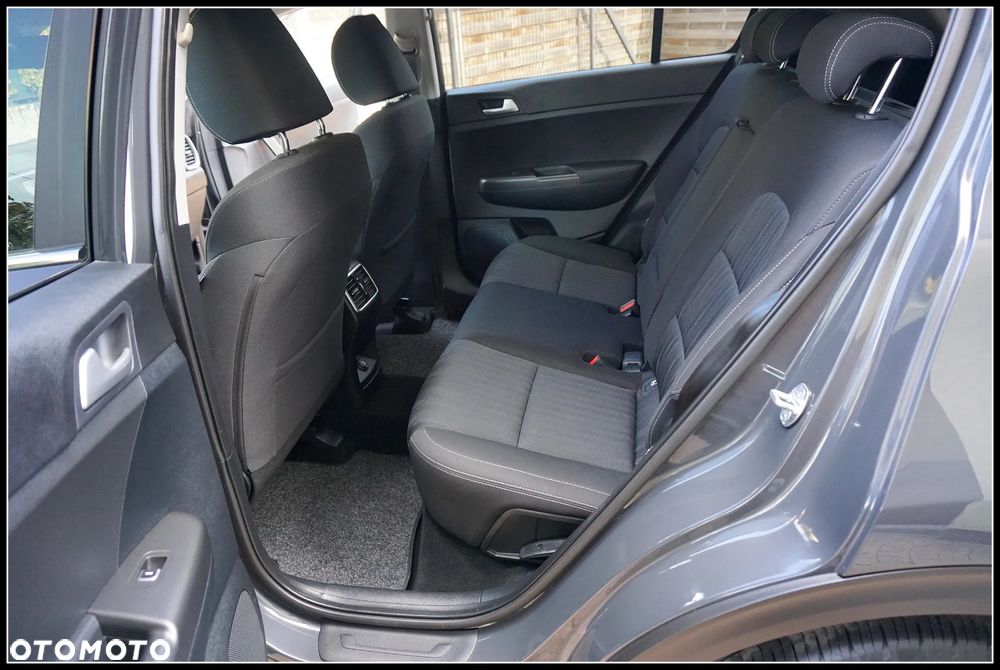 Kia Sportage 1.6 GDI Black Edition 2WD - 12
