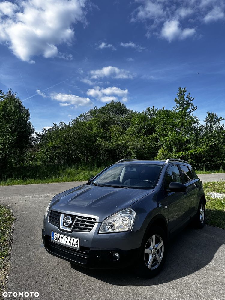 Nissan Qashqai - 1