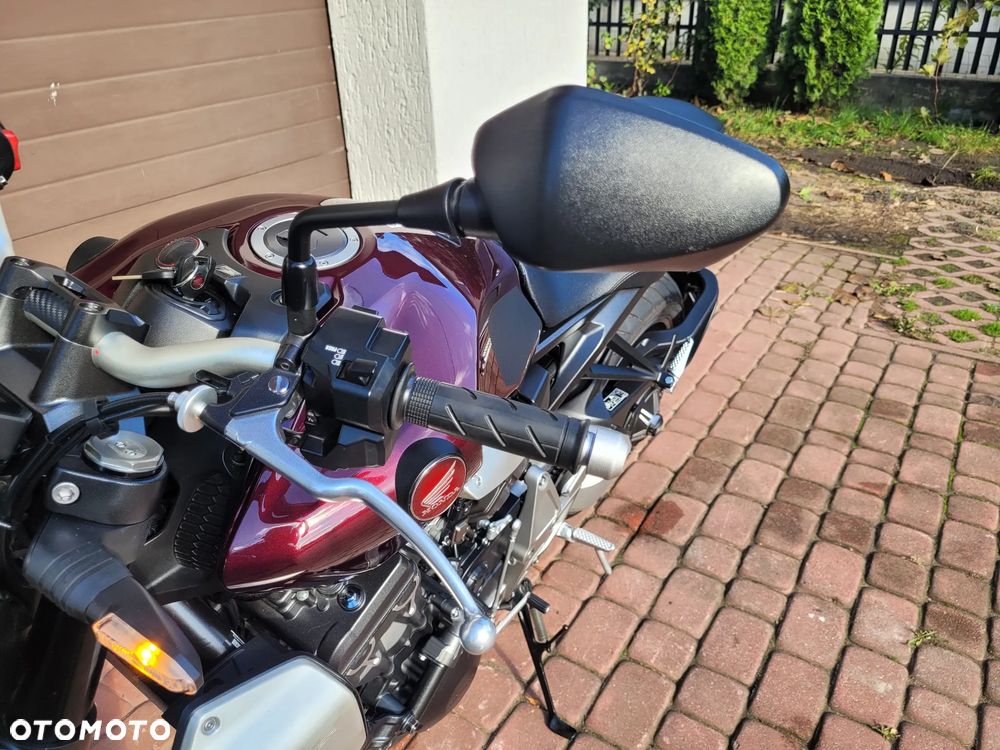 Honda CB - 16