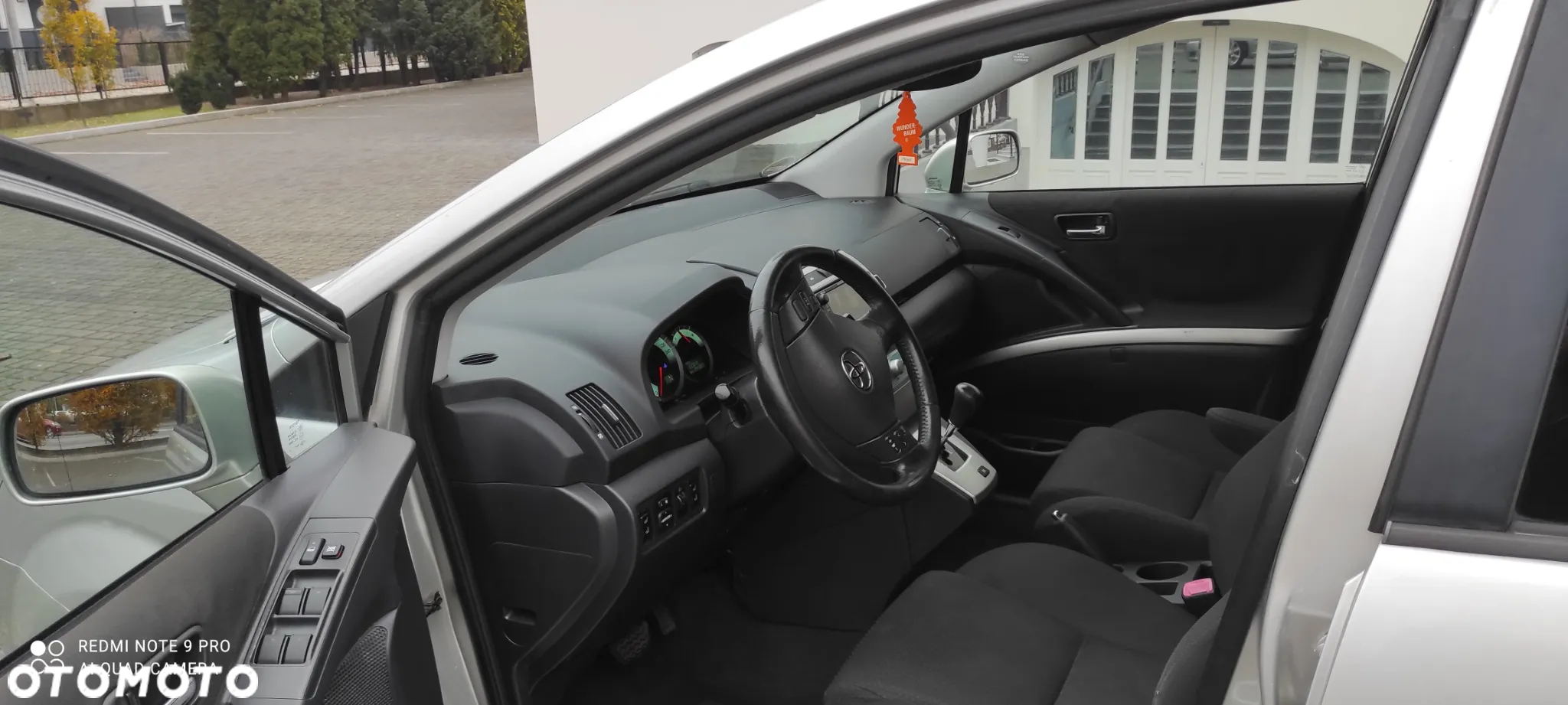 Toyota Corolla Verso 1.8 Prestige 7os MM - 5