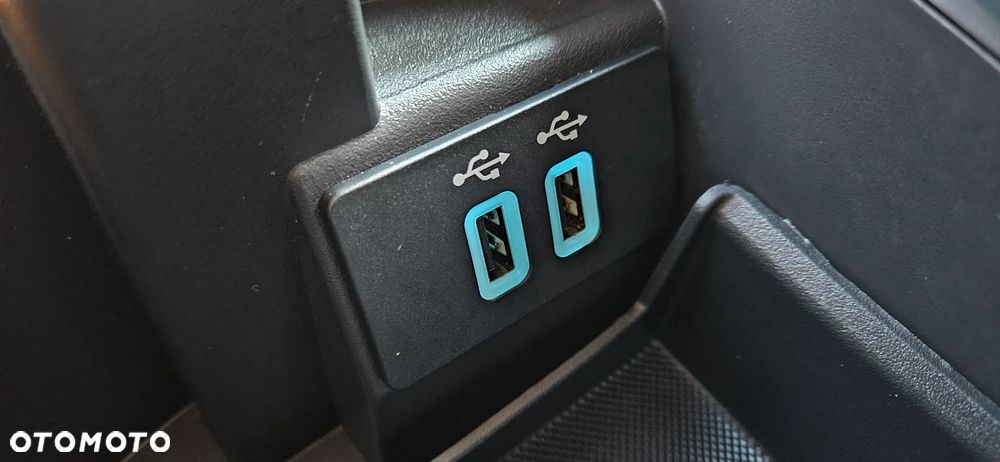 Ford C-MAX 1.0 EcoBoost Titanium ASS - 28