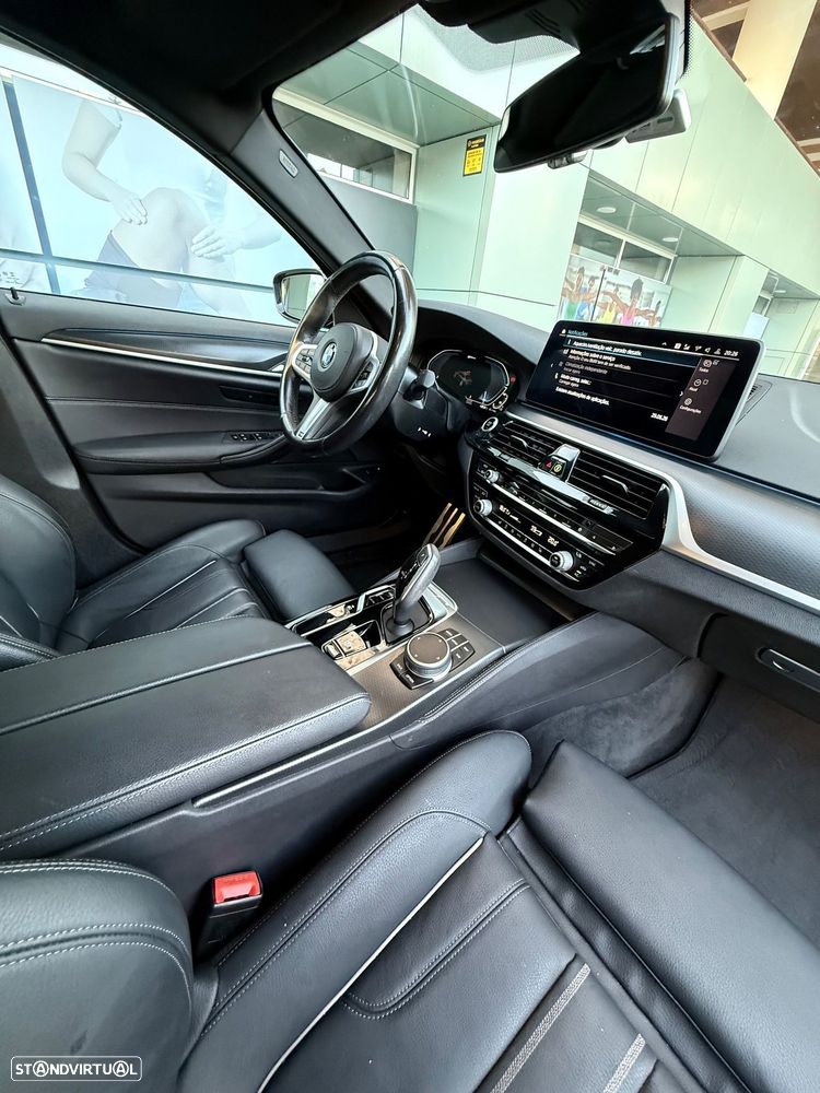 BMW 530 e Pack M - 10