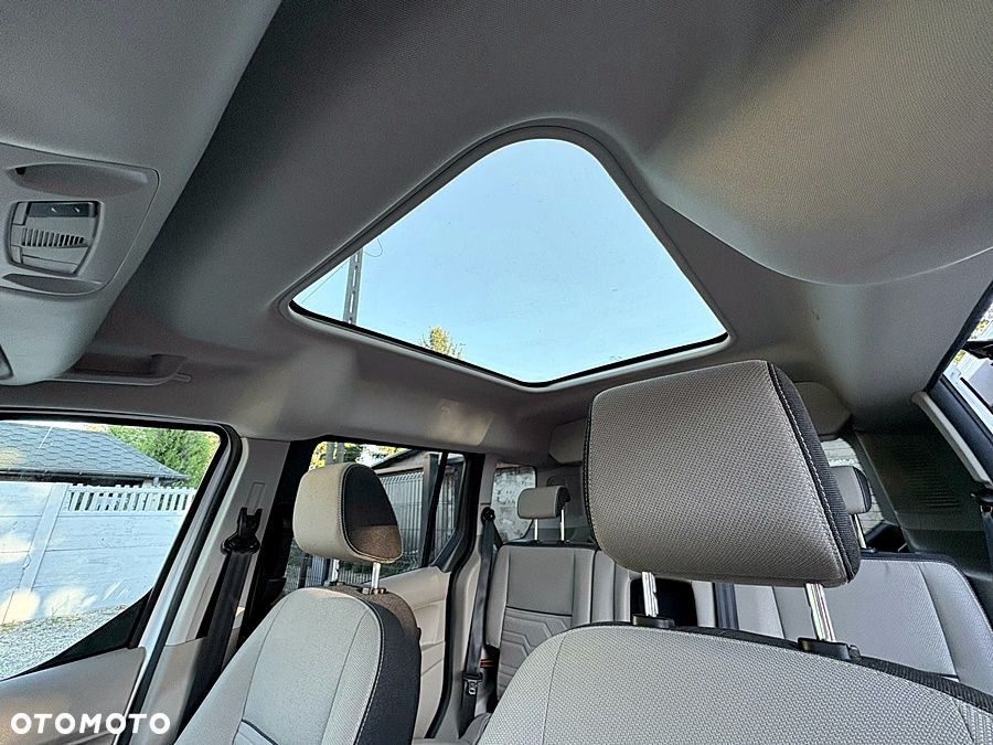 Ford Tourneo Connect 1.5TDCi Titanium - 16