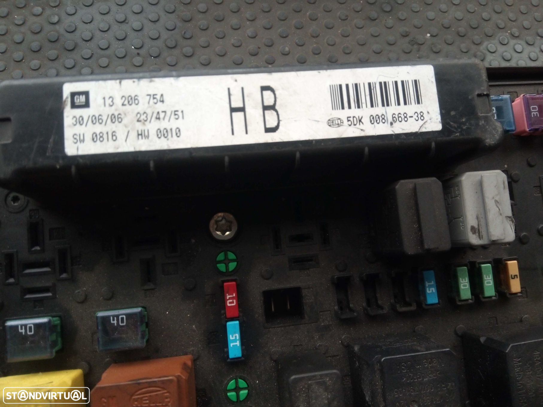 Caixa Fusiveis Opel Astra H Gtc (A04) - 3