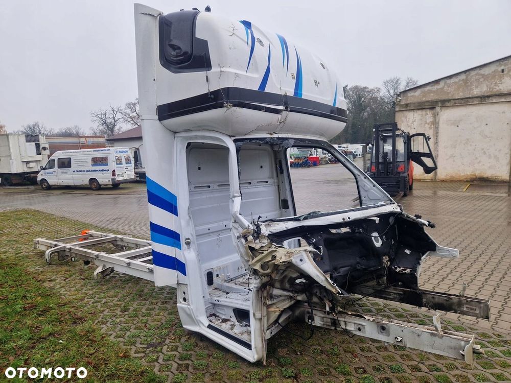 KABINA RAMA KAROSERIA MERCEDES SPRINTER W907 2022r DOKUMENTY - 3