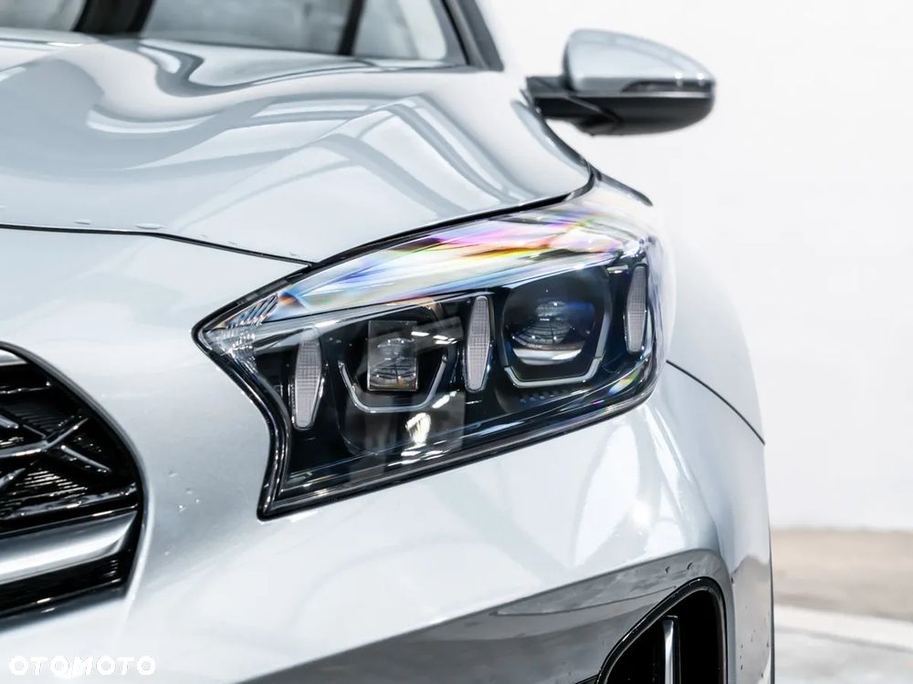 Kia XCeed 1.5 T-GDI Business Line DCT - 12