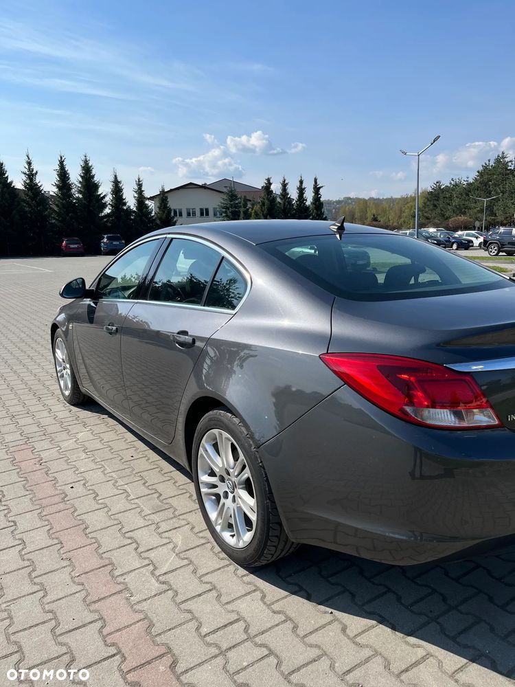 Opel Insignia 1.8 - 6