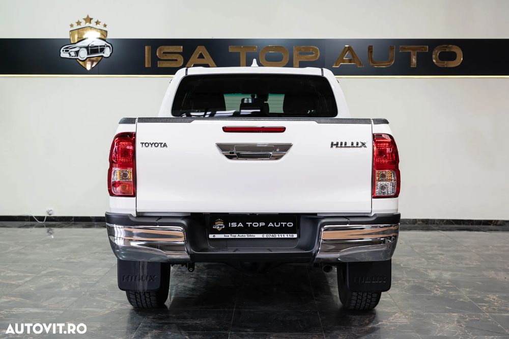 Toyota Hilux - 31