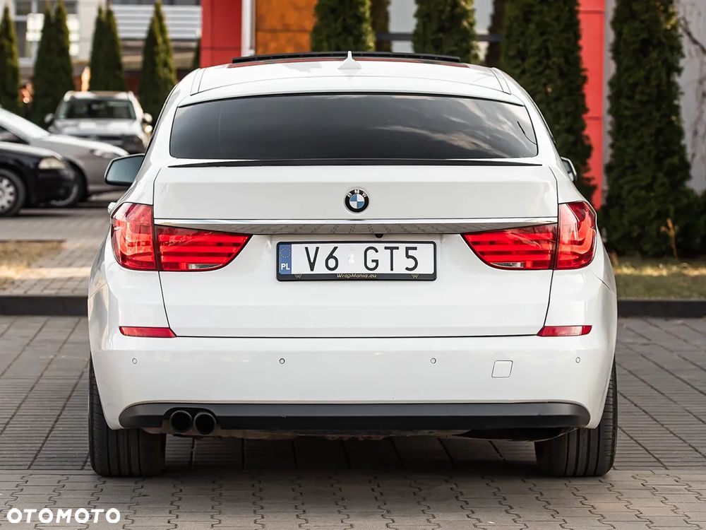 BMW 5GT - 10