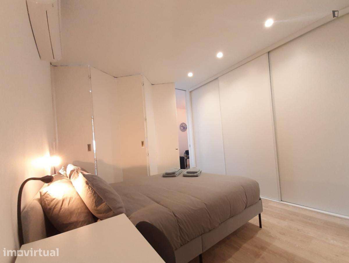 Apartamento com 2 quartos - localizado em Cedofeita Porto - Grande imagem: 3/29