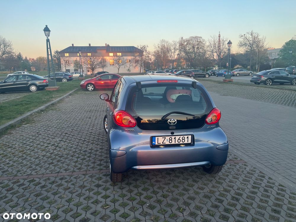 Toyota Aygo - 2