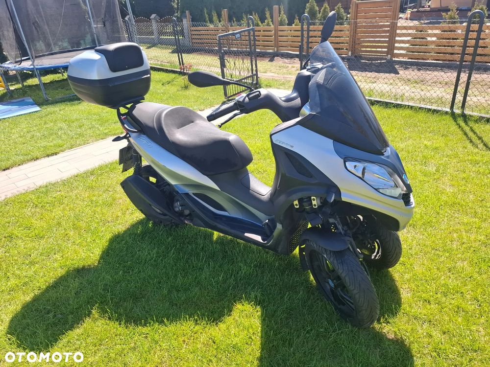 Piaggio MP-3 - 5