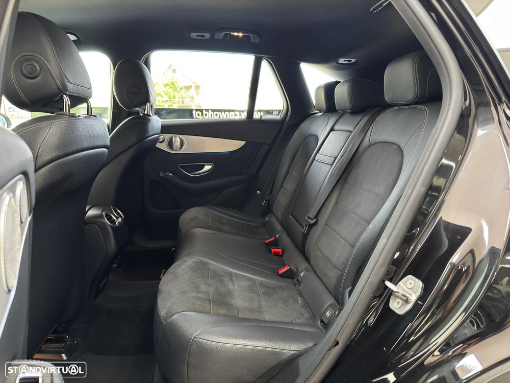 Mercedes-Benz GLC 350 e 4Matic 7G-TRONIC AMG Line - 12