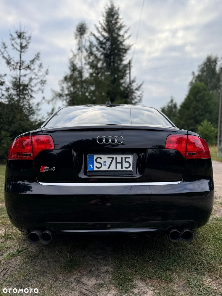 Audi S4 Limousine 4.2 Quattro Tiptr - 9