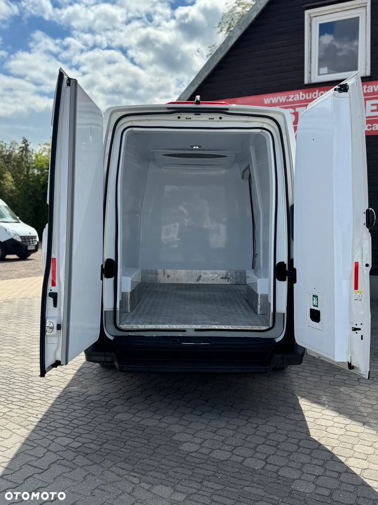 Volkswagen CRAFTER - 10