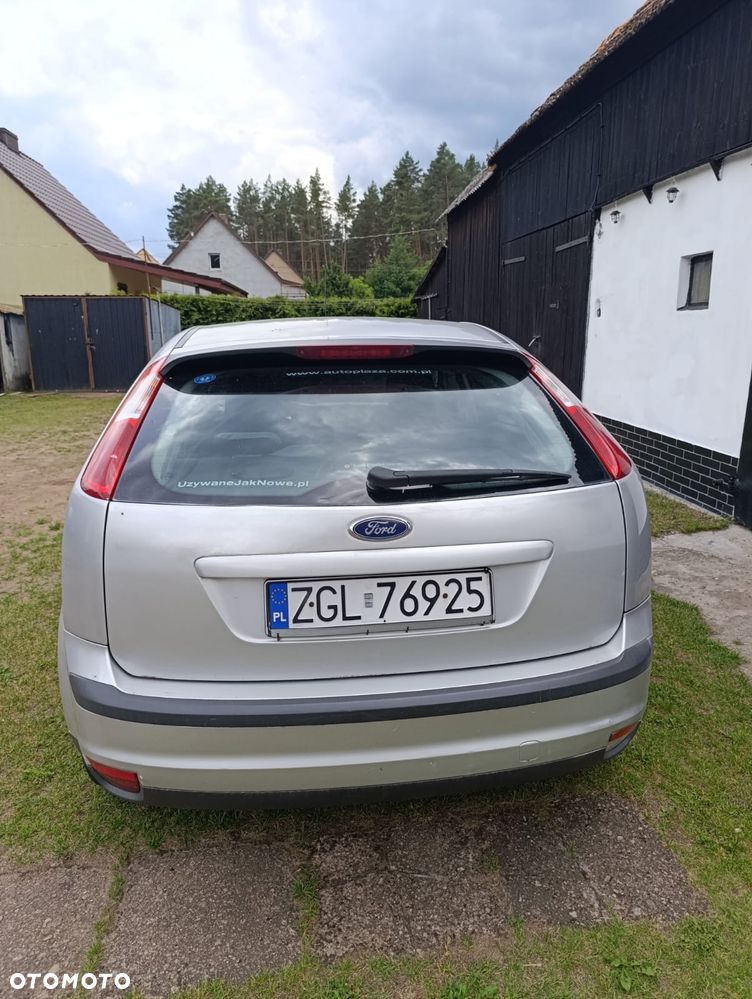 Ford Focus 1.8 TDCi Ambiente - 5