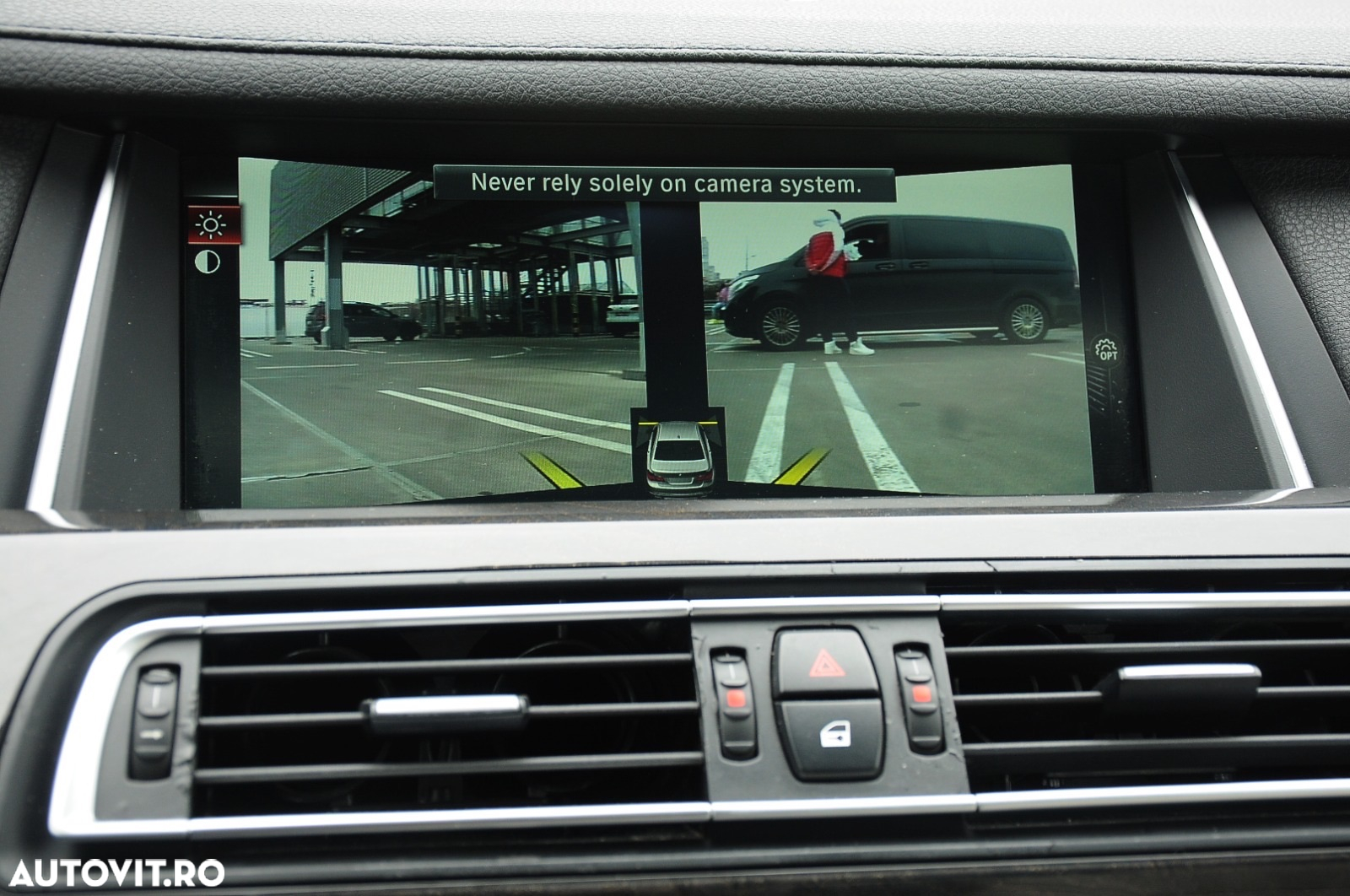 BMW Seria 7 730d xDrive Edition Exclusive - 24